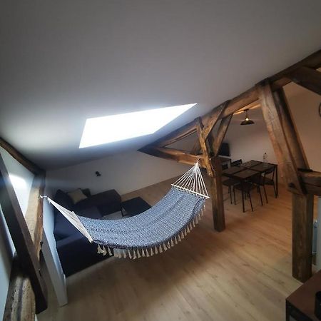 Appartement Neuf Climatise Sous Les Toits La Roche-Chalais Εξωτερικό φωτογραφία