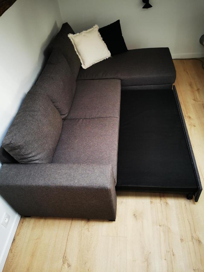 Appartement Neuf Climatise Sous Les Toits La Roche-Chalais Εξωτερικό φωτογραφία